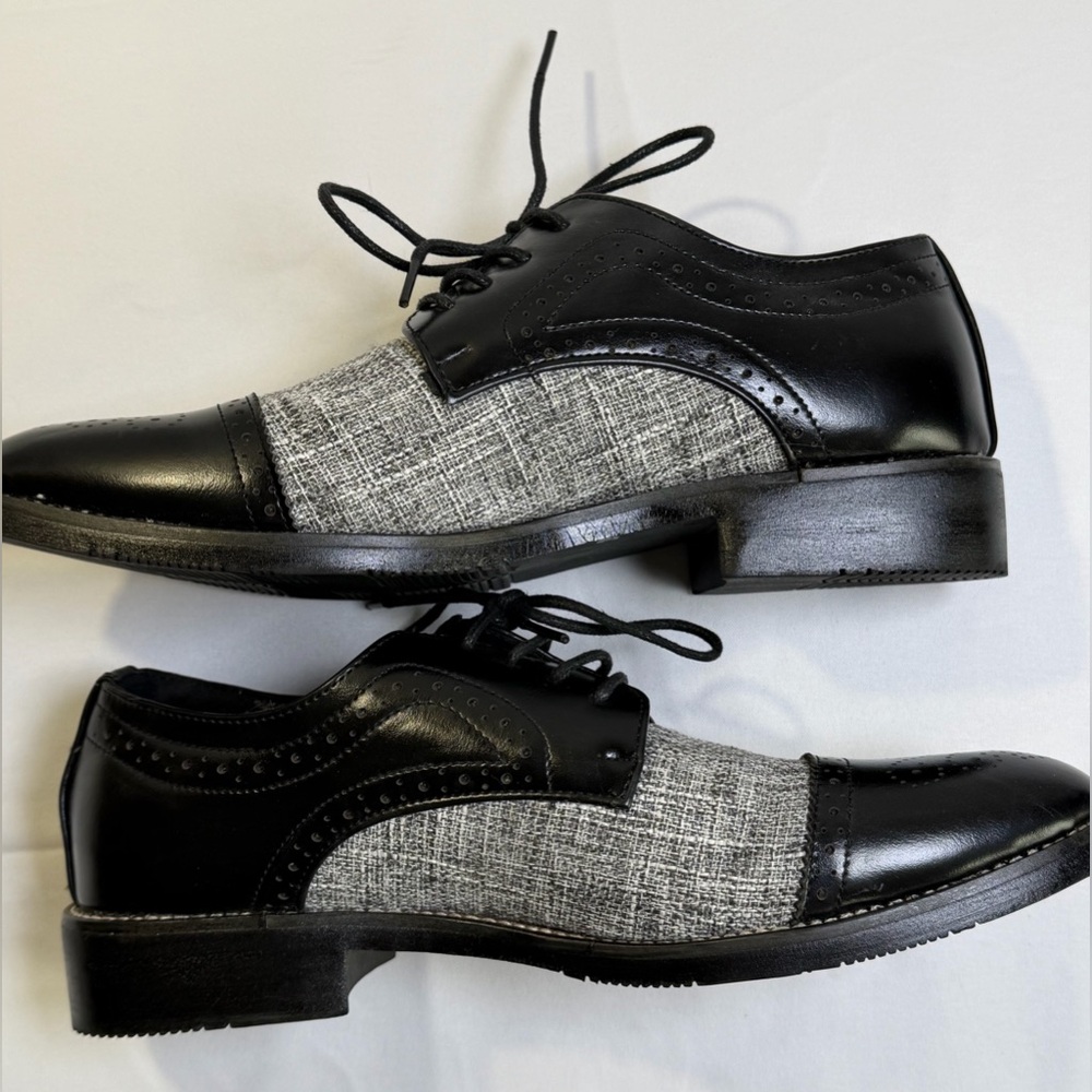 Unbranded Black and Gray Wing Tipped Men's Dress Shoes- Size 39 or Men's 7